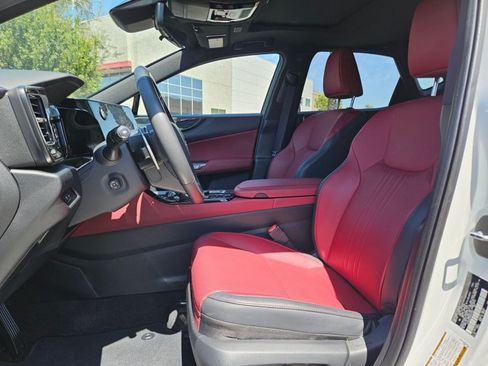 Used 2024 Lexus NX 350h AWD image 10