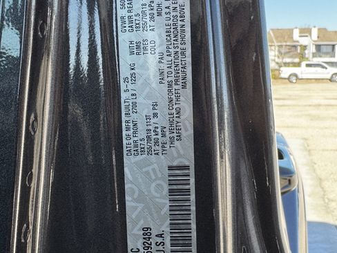 Used 2025 Jeep Wrangler Sahara image 42