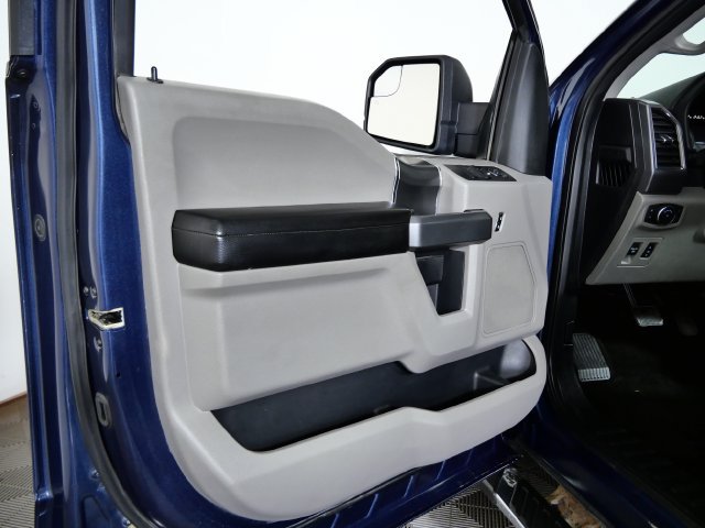 Used 2018 Ford F150 XLT w/ Equipment Group 302A Luxury AWD/4WD image 16