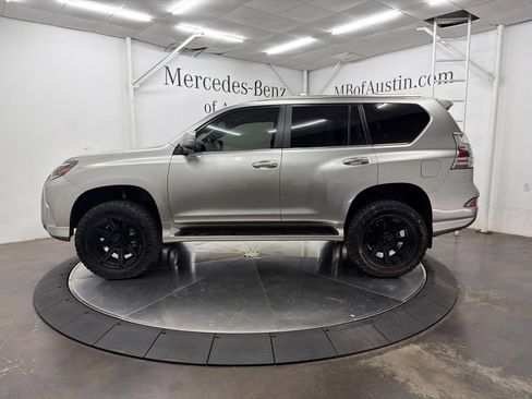Used 2022 Lexus GX 460 Premium AWD/4WD image 4