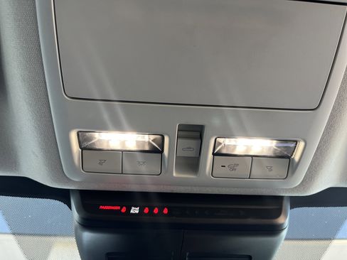 Used 2024 MAZDA CX-30 AWD 2.5 S w/ Premium Package image 22