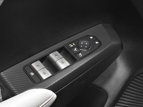 Used 2023 Mitsubishi Outlander SEL image 11