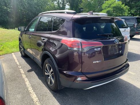 Used 2016 Toyota RAV4 XLE AWD/4WD image 4