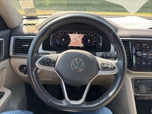 Used 2021 Volkswagen Atlas SEL Premium AWD/4WD image 17