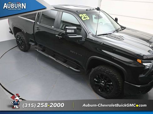 Used 2025 Chevrolet Silverado 2500 LT w/ Trail Boss Package AWD/4WD image 27