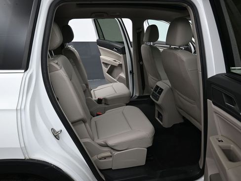 Used 2019 Volkswagen Atlas SEL image 33