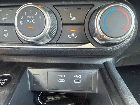Certified 2025 Nissan Kicks SV w/ SV Premium Package FWD image 20
