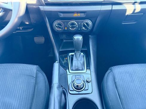 Used 2016 MAZDA MAZDA3 i Sport w/ Preferred Equipment Package image 24