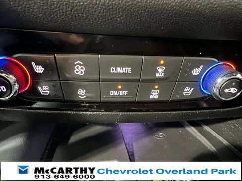 Used 2024 Buick Enclave Premium image 24