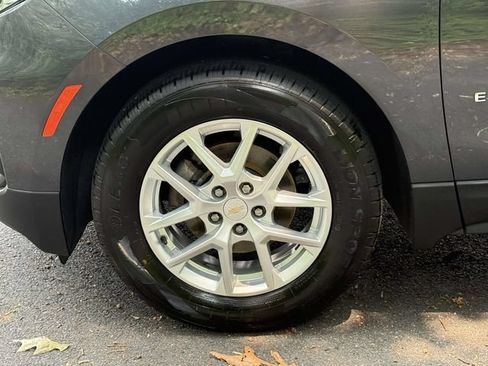 Certified 2022 Chevrolet Equinox LS w/ Driver Confidence II Package FWD image 8
