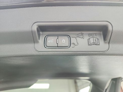 Used 2024 Ford Explorer XLT w/ Equipment Group 202A image 46