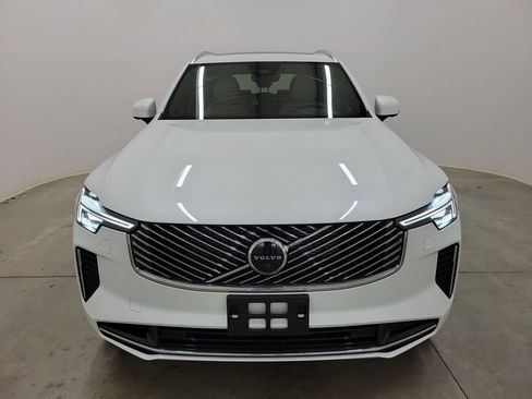 New 2026 Volvo XC90 T8 Plus image 2