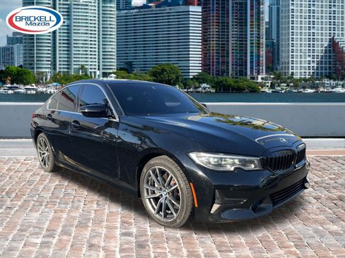 Used 2021 BMW 330i Sedan w/ Convenience Package image 3