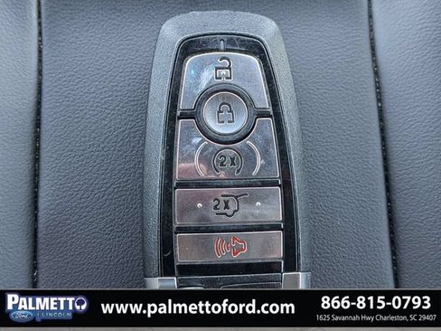 Used 2025 Ford Expedition Tremor AWD/4WD image 32