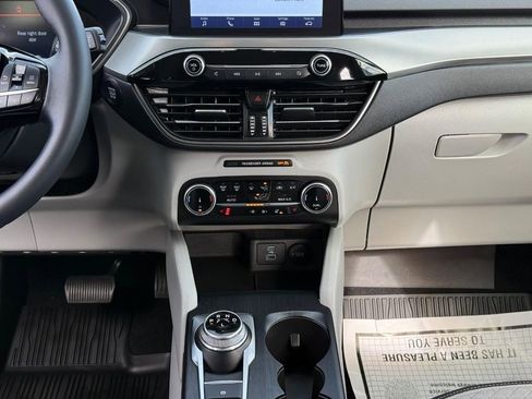 Certified 2023 Ford Escape Active image 9