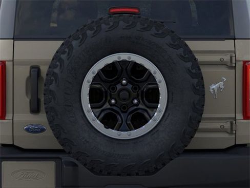 New 2025 Ford Bronco 2-Door w/ Sasquatch Package image 24