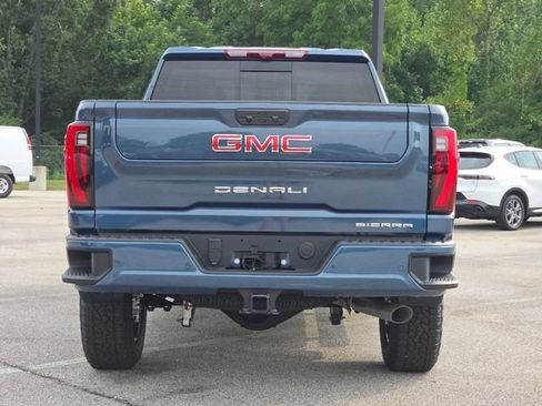 New 2026 GMC Sierra 2500 Denali w/ Denali Reserve Package AWD/4WD image 18