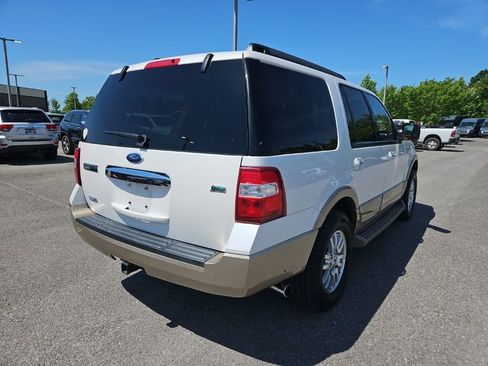 Used 2011 Ford Expedition XLT w/ 201A Rapid Spec Order Code AWD/4WD image 6