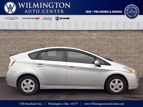 Used 2011 Toyota Prius Two FWD image 1