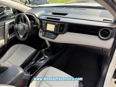 Used 2018 Toyota RAV4 XLE FWD image 10