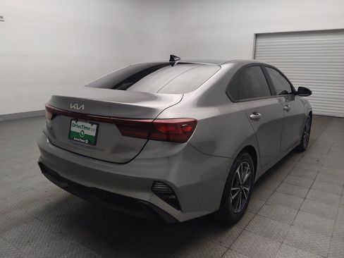 Used 2024 Kia Forte LXS w/ LXS Technology Package FWD image 9