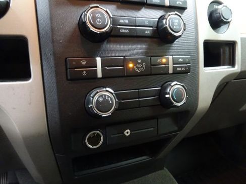 Used 2012 Ford F150 XLT image 31