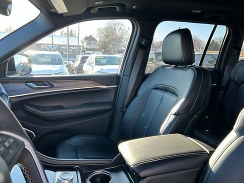 New 2026 Jeep Grand Cherokee Limited image 29