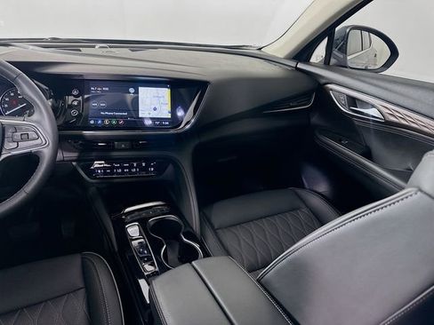 Used 2023 Buick Envision Avenir image 23