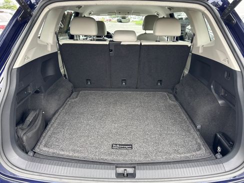 Certified 2022 Volkswagen Tiguan SE image 23