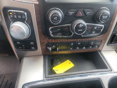 Used 2015 RAM 1500 Laramie AWD/4WD image 12