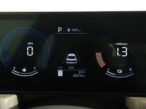 Certified 2024 Hyundai Sonata SEL FWD image 34