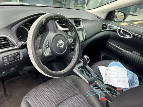 Used 2019 Nissan Sentra SV FWD image 18