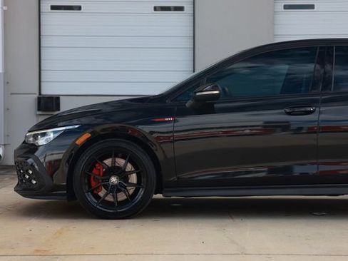 Used 2022 Volkswagen GTI SE FWD image 28