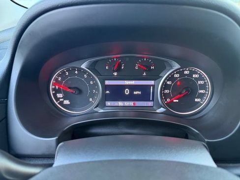 Used 2024 GMC Terrain SLT AWD/4WD image 25