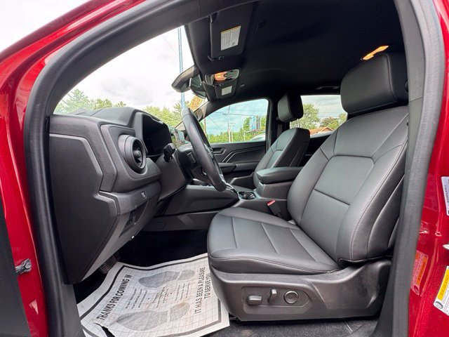 Used 2025 Chevrolet Colorado Trail Boss AWD/4WD image 10