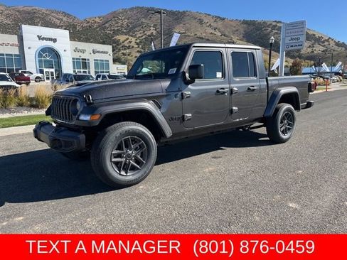 New 2025 Jeep Gladiator Sport AWD/4WD image 8