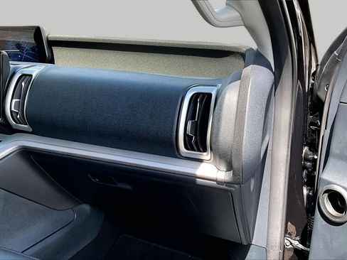 Certified 2025 Ford Expedition Max Active AWD/4WD image 19