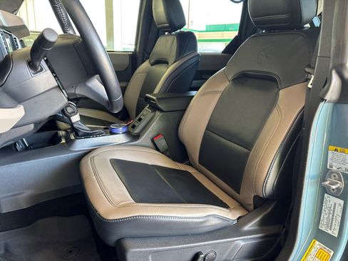 Used 2023 Ford Bronco Wildtrak AWD/4WD image 12
