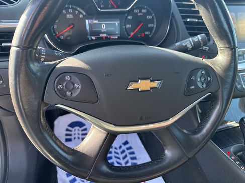 Used 2019 Chevrolet Impala LT image 41