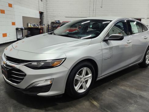 Used 2021 Chevrolet Malibu LS image 12