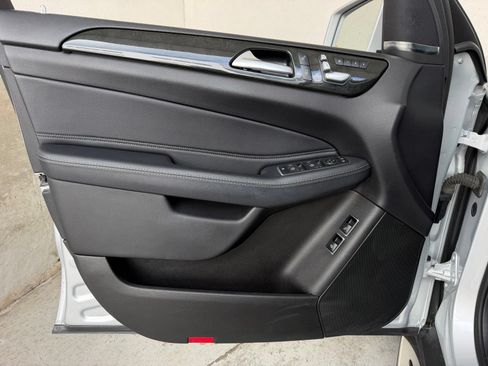 Used 2019 Mercedes-Benz GLS 450 4MATIC image 20
