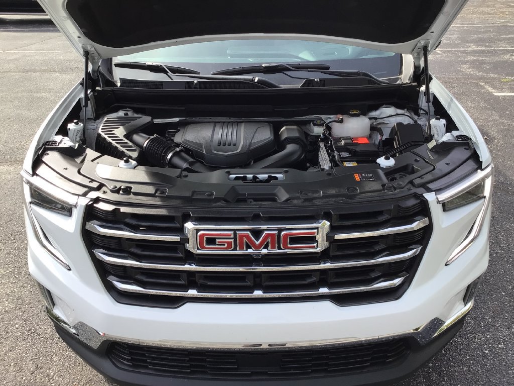 Used 2026 GMC Acadia Elevation w/ Elevation Premium Package FWD image 40