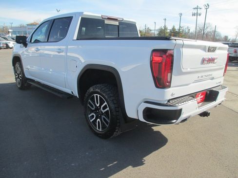 Certified 2021 GMC Sierra 1500 AT4 w/ AT4 Value Package image 9