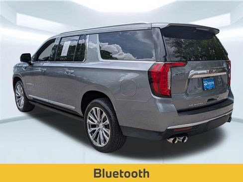Used 2021 GMC Yukon XL Denali w/ Denali Premium Package image 4