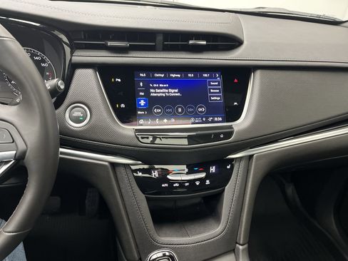 New 2025 Cadillac XT6 Luxury w/ LPO, Floor Liner Package image 18