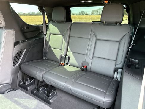 Used 2023 Chevrolet Tahoe Z71 w/ Z71 Off-Road Package image 24