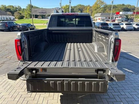New 2025 GMC Sierra 2500 SLT image 12
