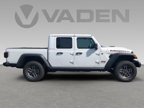 New 2025 Jeep Gladiator Mojave w/ Technology Group image 2