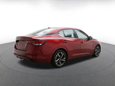Used 2025 Nissan Sentra SV FWD image 9
