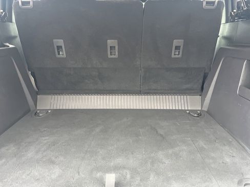 Used 2022 Ford Bronco Wildtrak image 12